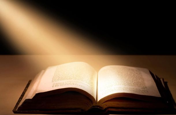 23 лістапада – каментарый да Евангелля на ўрачыстасць Езуса Хрыста, Валадара Сусвету (Лк 23, 35–43)