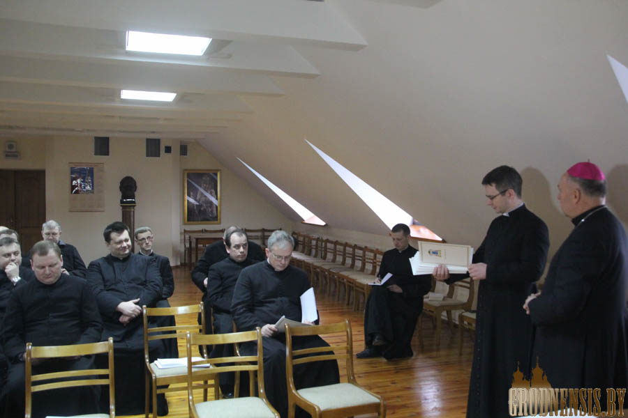 sinod kuryja 11