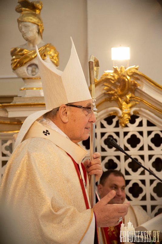arcybiskup_fr