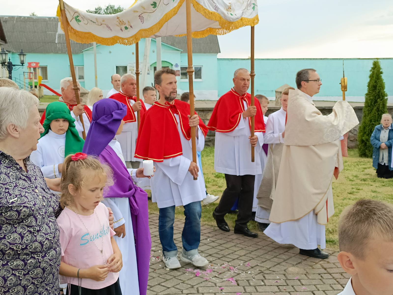 ostrowec_bozecialo_4