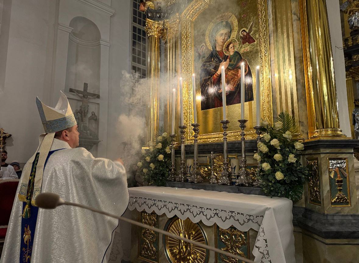 photo 2025 12 01 19 03 20