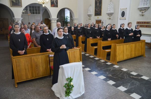 У Гродне сястра назарэтанка прынесла першыя манаскія абяцанні