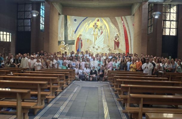 Біскуп Гродзенскі цэлебраваў у Рыме Імшу для беларусаў, якія прыбылі на Юбілей моладзі