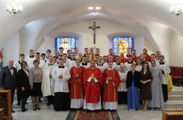 У гродзенскай семінарыі ўрачыста завяршыўся навучальны год