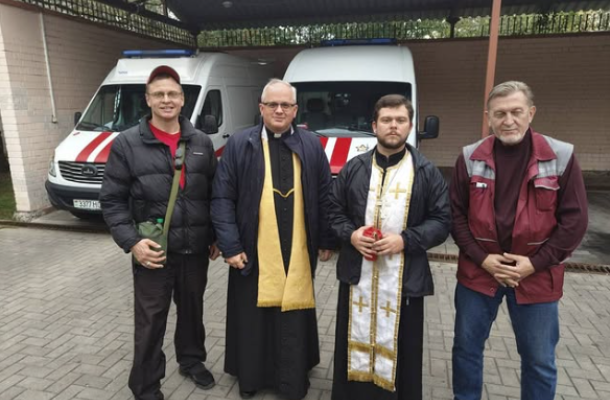 Пробашч гродзенскай катэдры здзейсніў благаслаўленне падстанцый хуткай дапамогі