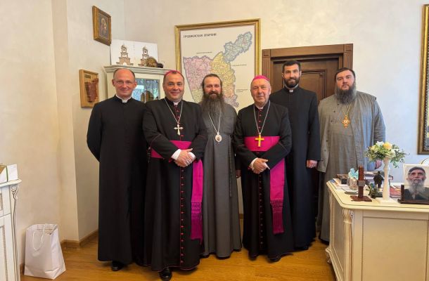 Гродзенскія біскупы здзейснілі велікодны візіт да праваслаўнага архіепіскапа Антонія
