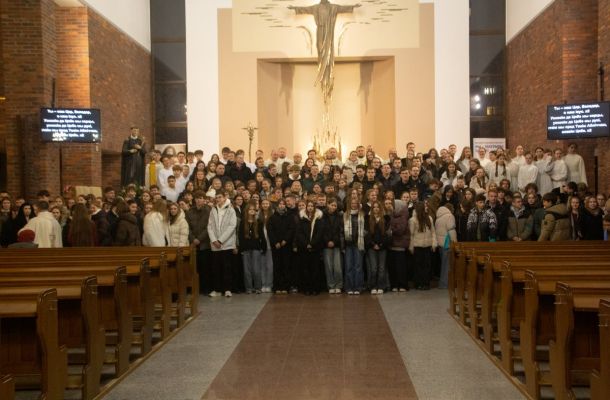 У гродзенскім касцёле Найсвяцейшага Адкупіцеля адзначылі Сусветны дзень моладзі