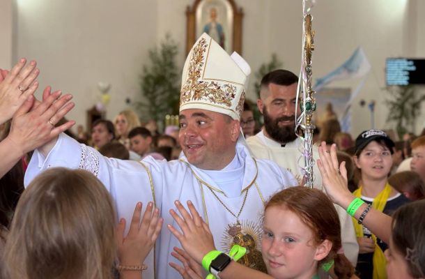 Біскуп Гродзенскі цэлебраваў Імшу на дыяцэзіяльным Дні дзіцяці