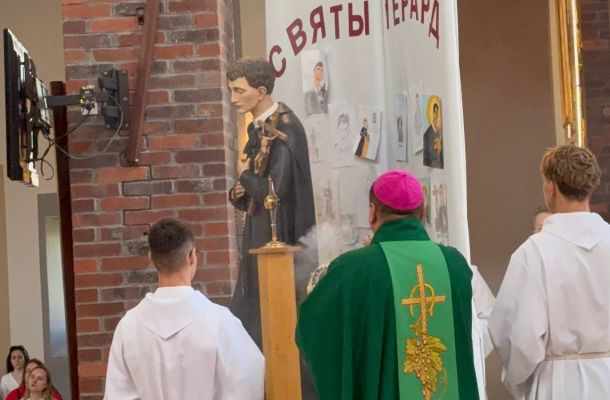 У гродзенскі касцёл Найсвяцейшага Адкупіцеля ўнесены рэліквіі св. Герарда Маеллы