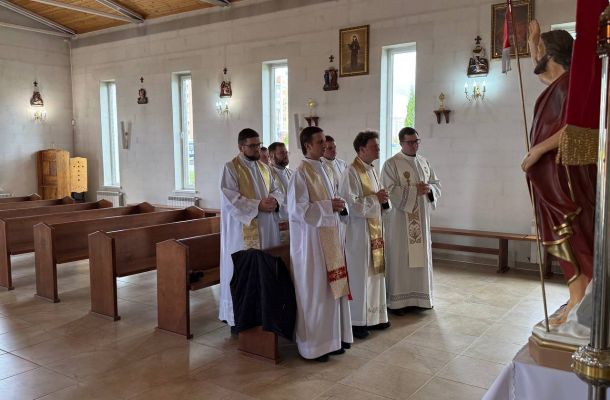Біскуп Гродзенскі на сустрэчы маладых святароў: “Трэба рабіць не “для Бога”, а Божыя рэчы”