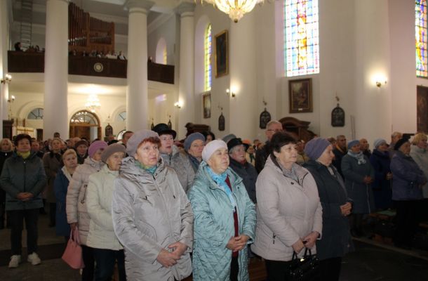 Парафія св. Тэрэзы Авільскай у Шчучыне адзначыла адпустовую ўрачыстасць